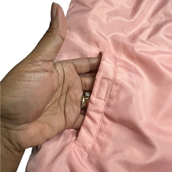 Buffalo David Bitton Girls Reversible Vest -Silver/Pink & white Size Small (7/8) - Picture 8 of 8